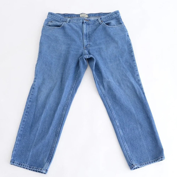 L.L. Bean Classic Fit Blue Mid-wash 100% Cotton Straight Leg Denim Jeans 40X29 - Picture 1 of 12